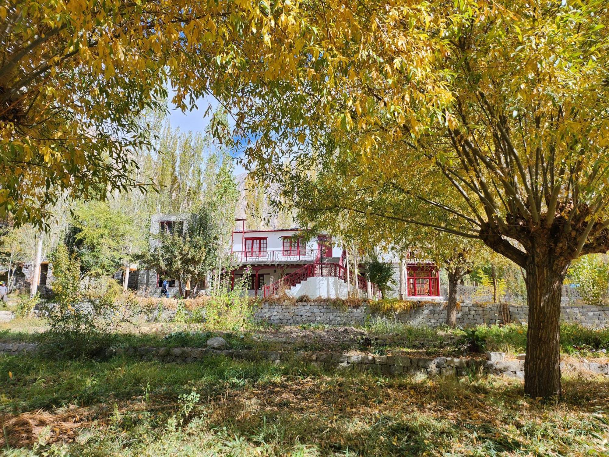 Lharimo Hotel Leh - Ladakh Zewnętrze zdjęcie